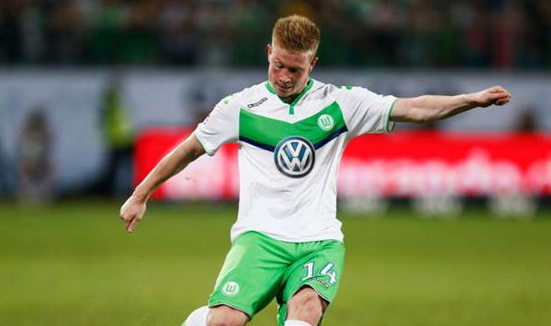 太阳报：奥利塞帮助埃泽适应枪手新生活，二人经常会在线下棋（太阳报：奥利塞助埃泽融入阿森纳新环境，两人常通过网络对弈）