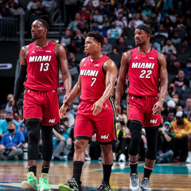 官方：中超国内球员顶薪500万 外援顶薪300万欧 赢球奖不超300万（官宣中超薪资新规：本土球员顶薪500万、外援最高300万欧，赢球奖上限300万）