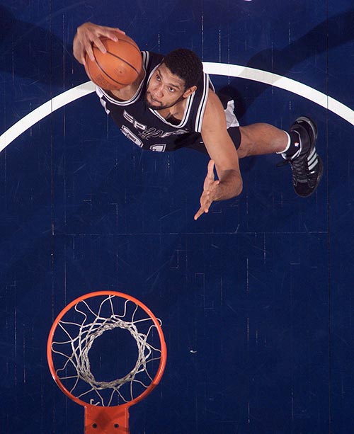 愿无大碍，蒯纪闻谢场时被拍到手臂缠着绷带（希望无恙，蒯纪闻赛后致谢时被目击手臂缠绷带）